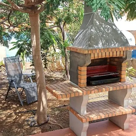 Ideal Remote Work, Relaxing, Pool And Surfing 度假居 *