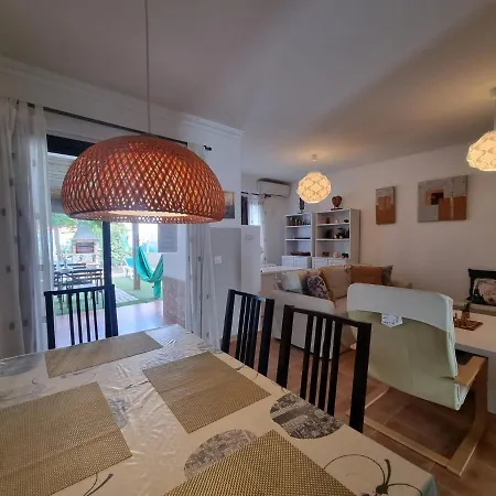 Ideal Remote Work, Relaxing, Pool And Surfing Holiday home